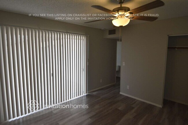 Foto del edificio - 3321 W Laurel Ln