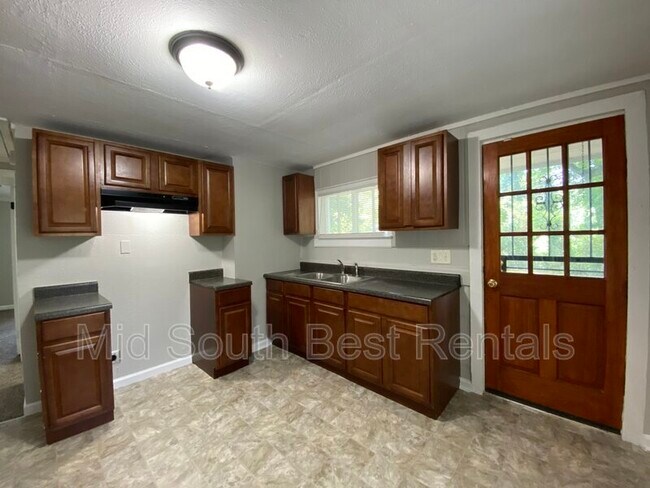 Foto del edificio - 2429 Pecan Cir