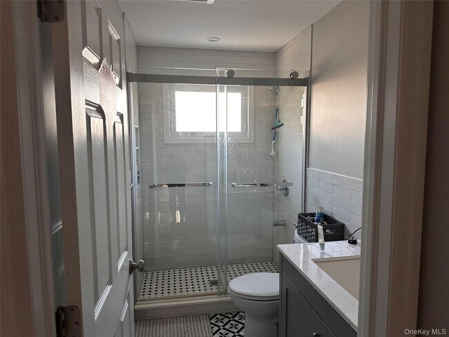 Foto del edificio - 84 Commonwealth Ave