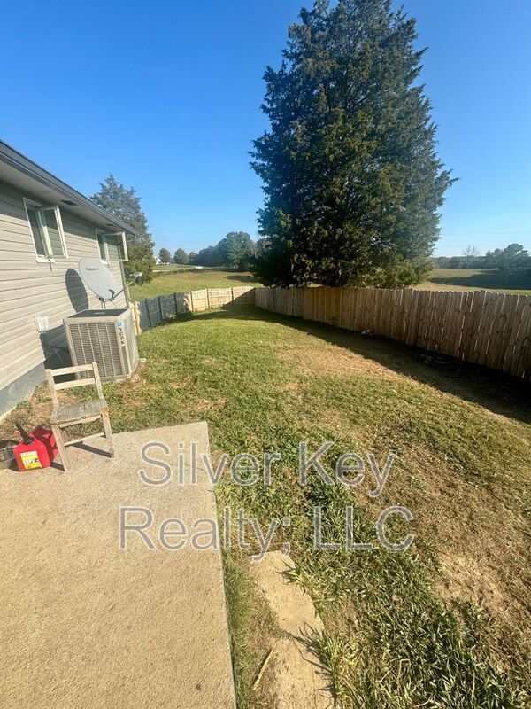 Foto del edificio - 317 Co Rd 271