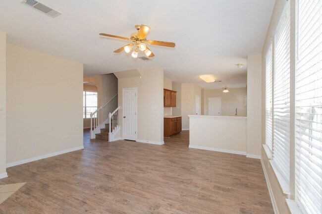 Foto del edificio - Chandler Creek Community Two Story Four Be...