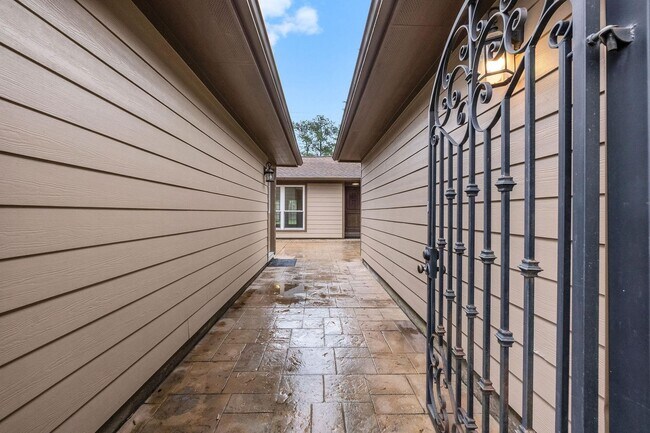 Foto del edificio - 21710 Glenbranch Dr