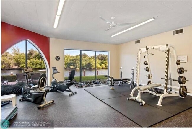 Foto del edificio - 1627 Riverview Rd