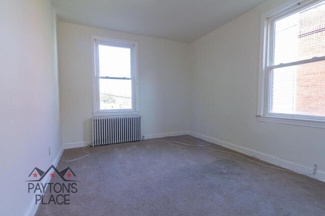 Foto del edificio - 77 Forrester St SW #1