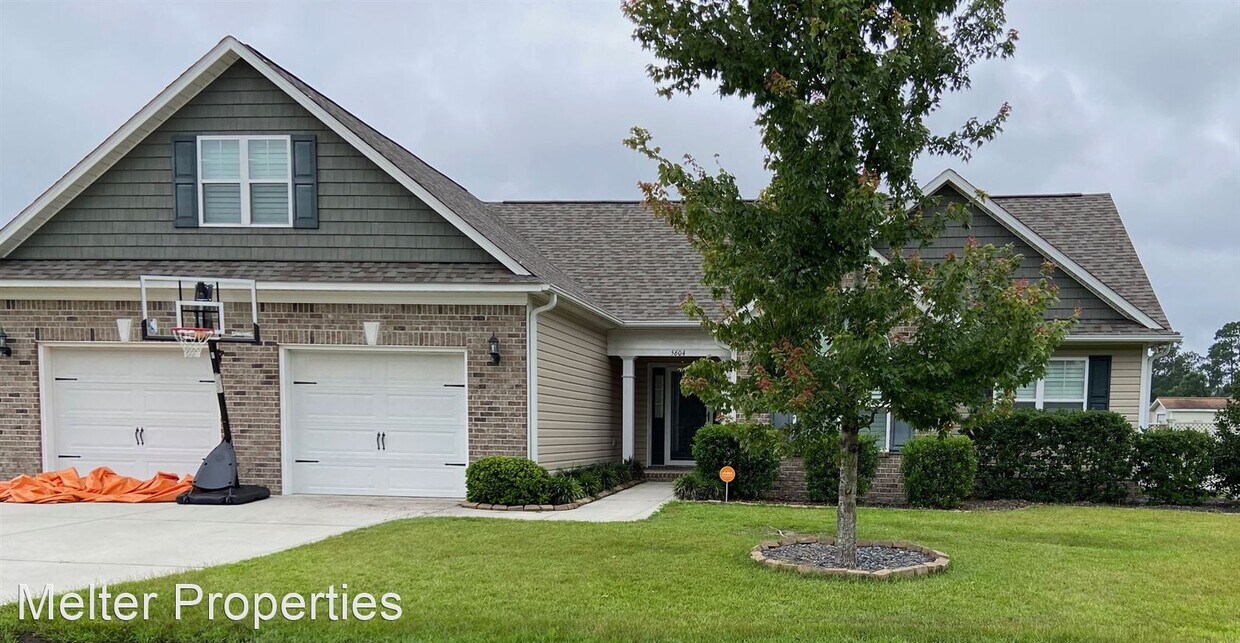 5604 Royal Pines Cir, Wade, NC 28395 House Rental in Wade, NC