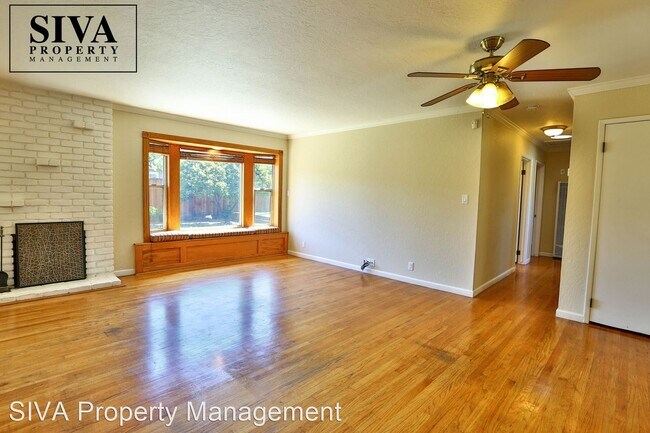 Building Photo - 3 br, 1 bath House - 1810 Charmeran Ave
