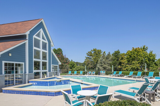 Second Pool - Canopy at Baybrook