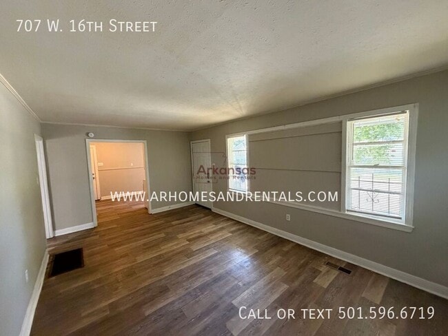 Foto del edificio - 707 W 16th St
