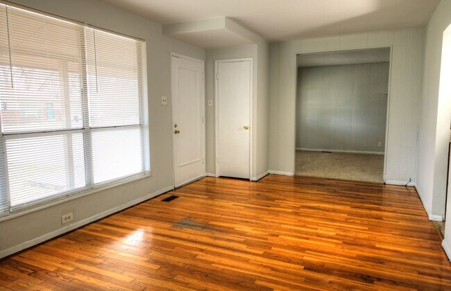 Foto del edificio - House for Rent in Florissant