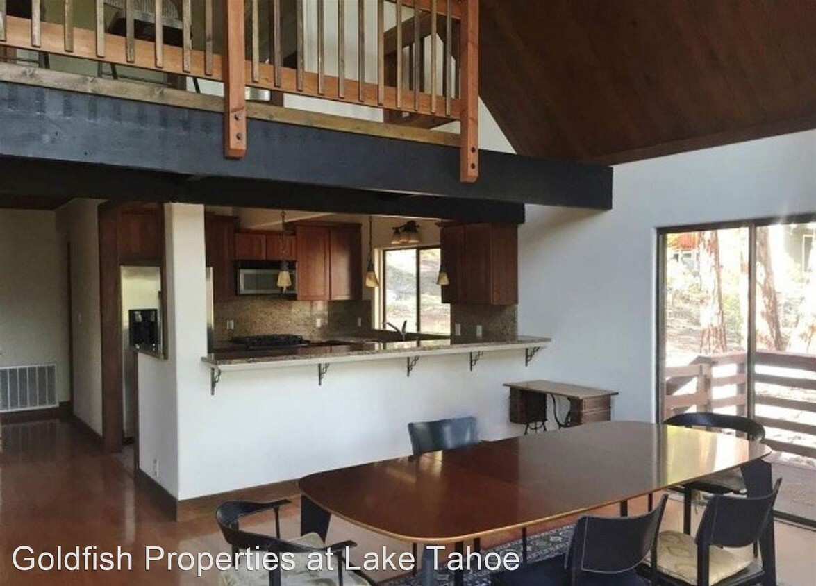 Foto principal - 4 br, 2 bath House - 564 Tyner