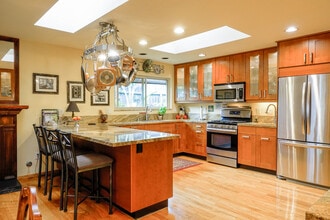 Building Photo - 5495 El Arbol Dr