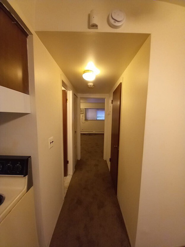 Building Photo - 4535 Cadieux Rd
