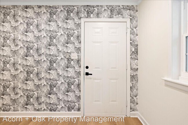Foto del edificio - 2 br, 1 bath House - 1801 Morehead Ave