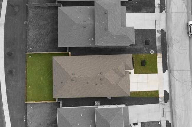 Building Photo - 7411 Victoria Brook Trace