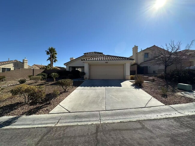 Foto del edificio - BEAUTIFUL SINGLE STORY HOUSE IN SUMMERLIN