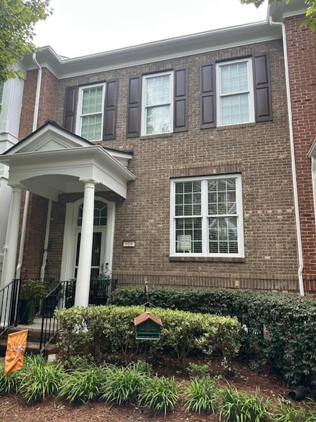Building Photo - Exclusively Offered by Muse Realty Rentals, LLC
