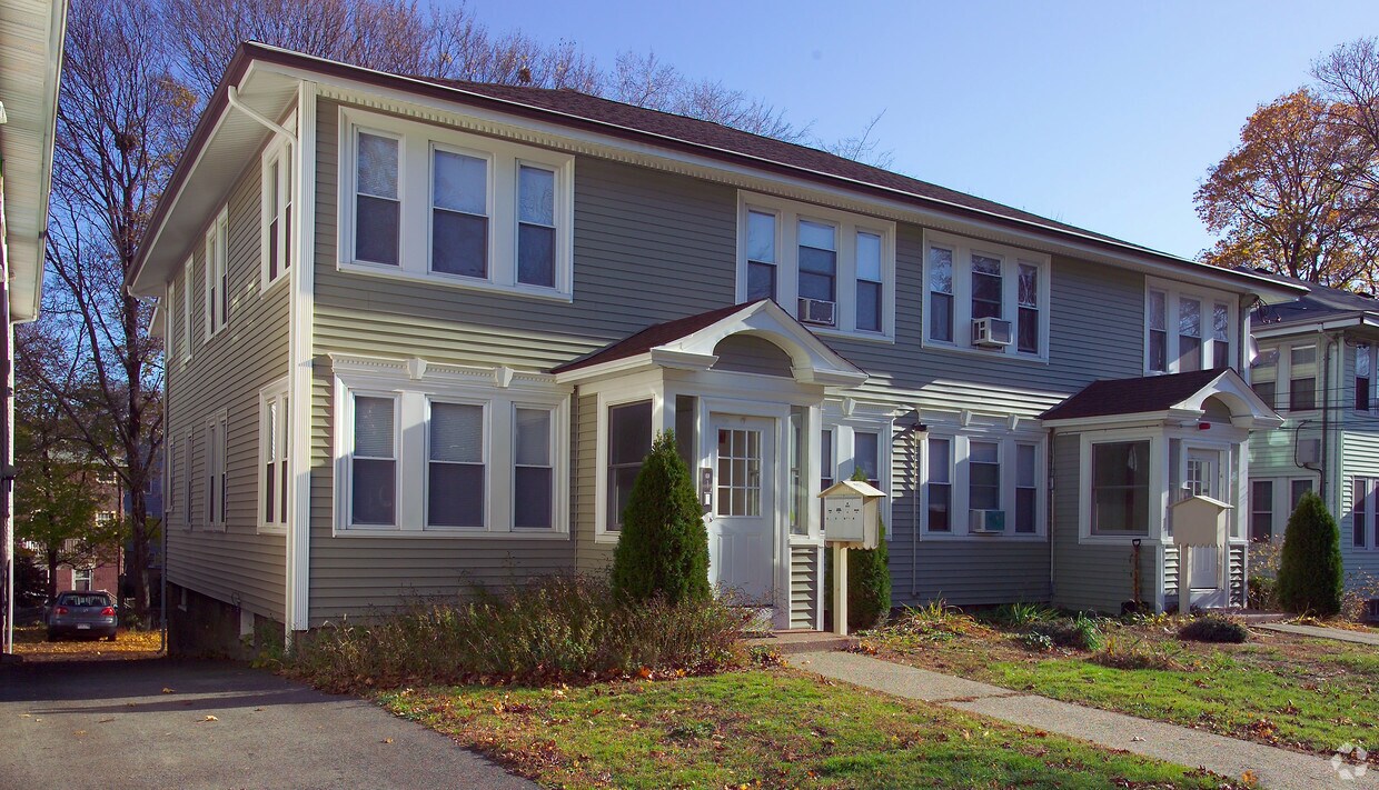 Building Photo - 94-96 Old Colony Ave
