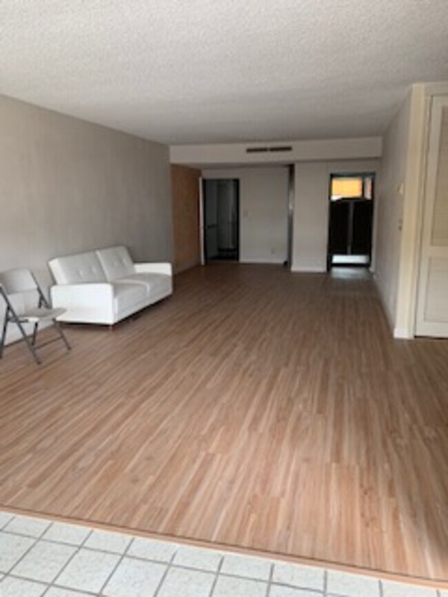 Building Photo - 11044 Ophir Dr