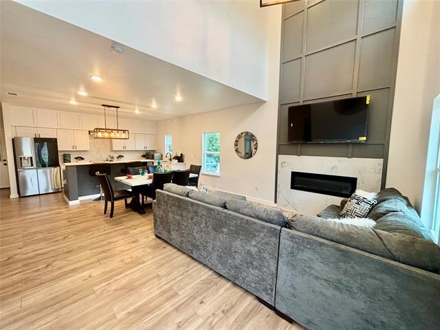 Foto del edificio - 5114 Stoneridge Dr