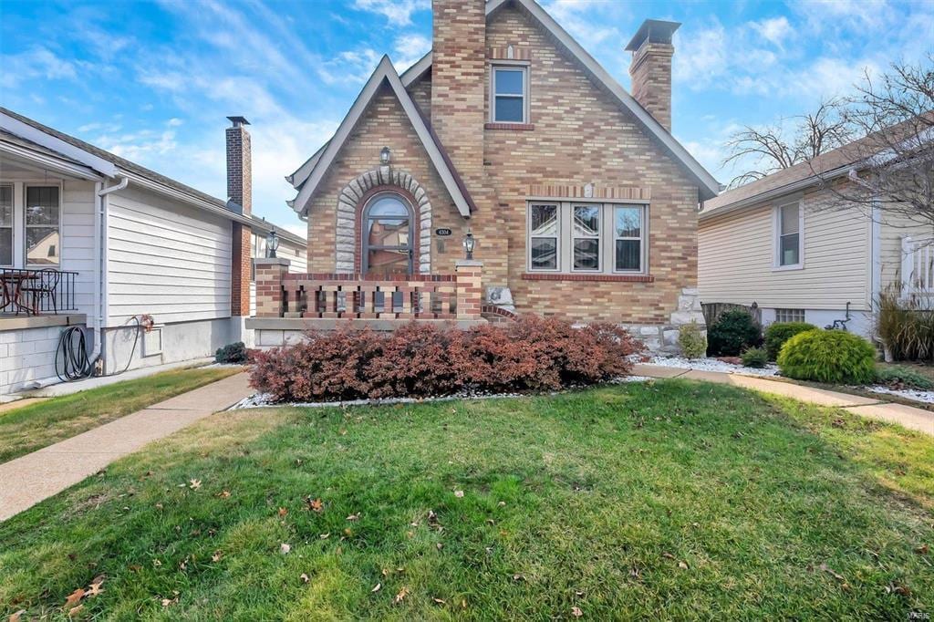 Foto principal - 6304 Bradley Ave