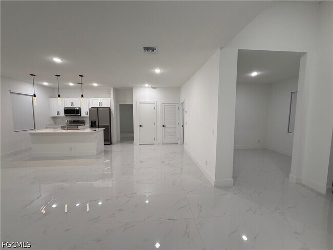 Foto del edificio - 3201 57th St W