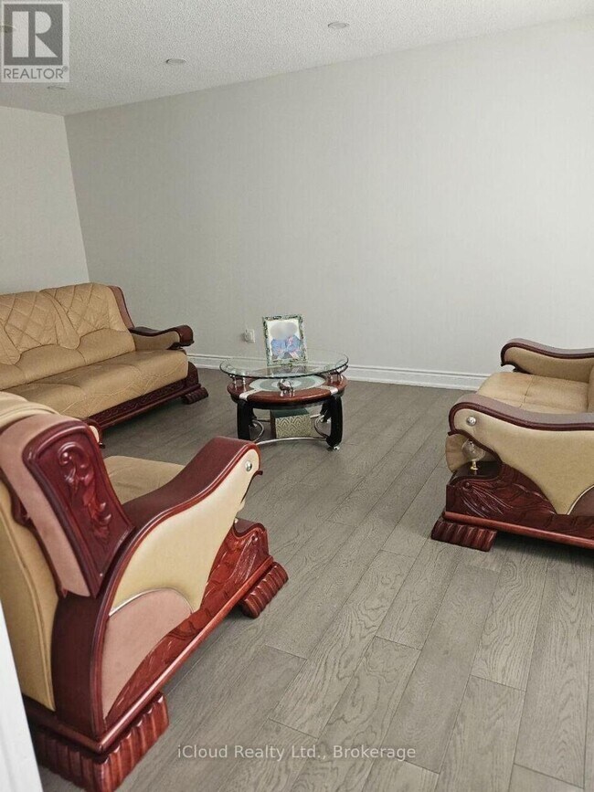 Photo du bâtiment - 61 Hull St