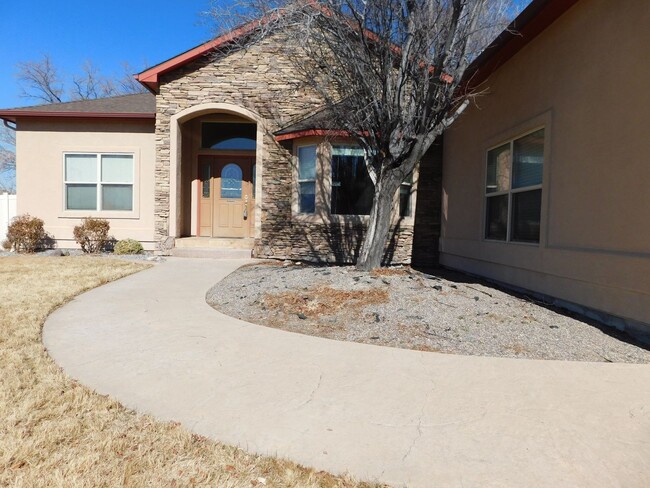 Foto del edificio - Spacious Home North Grand Junction