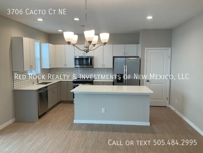 Building Photo - 3706 Cacto Ct