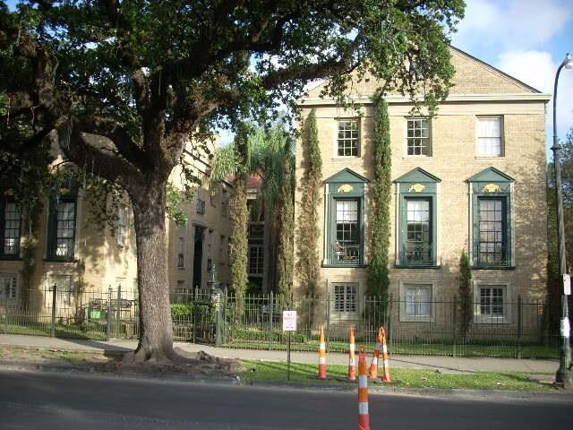 Primary Photo - 3300 St Charles Ave
