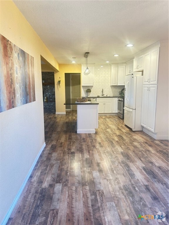 Building Photo - 104 Veazey Dr