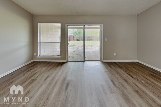 Foto del edificio - 2511 Mallory Hills Rd