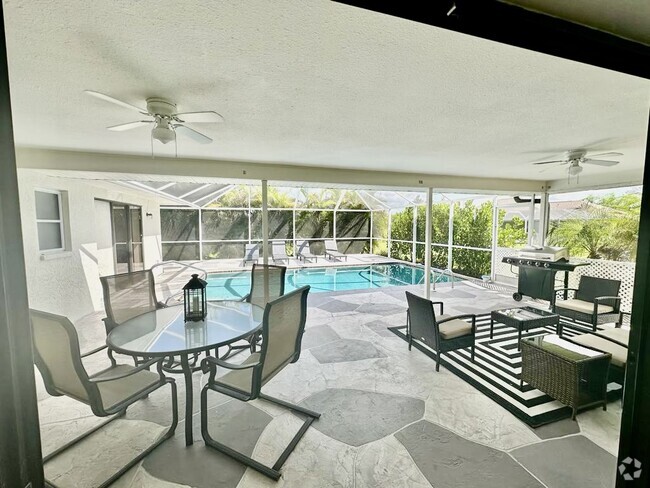 Building Photo - 1535 Ultramarine Ln
