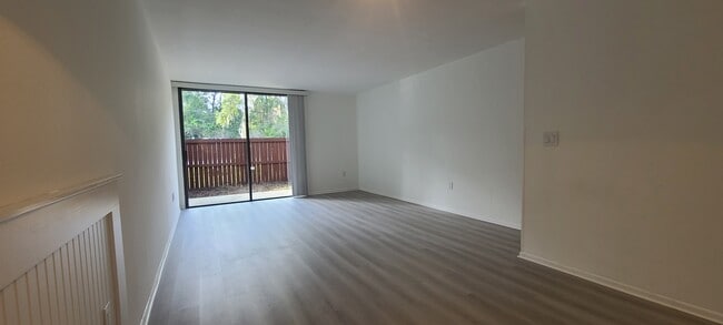 Foto del edificio - 601 SW 75th St