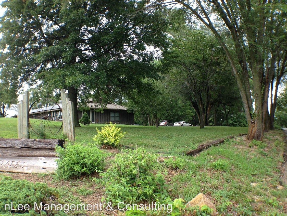 Primary Photo - 3611 Bishop Rd