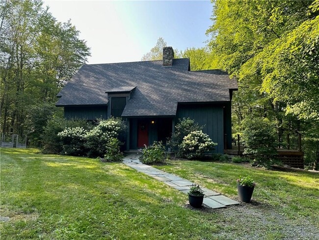 Building Photo - 41 Redmond Way