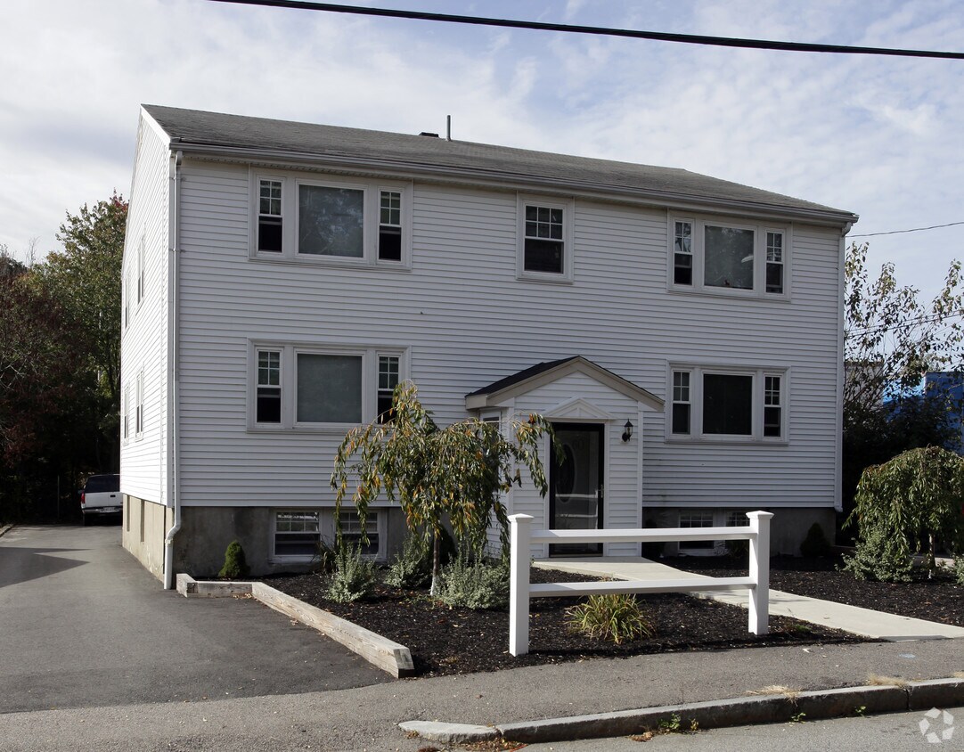 60 Bates Ave, Quincy, MA 02169 Apartments in Quincy, MA