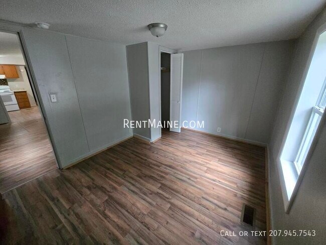 Foto del edificio - 58 Sweet Fern Dr