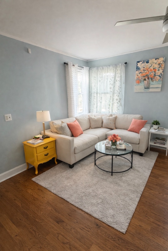 Foto del edificio - 1879 Phillips Ave