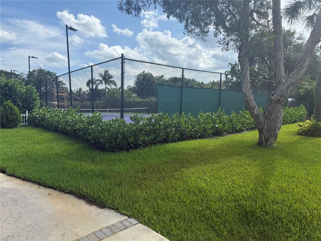 Foto del edificio - 11820 NW 5th St