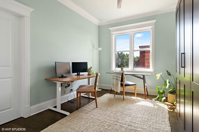 Foto del edificio - 2663 N Ashland Ave