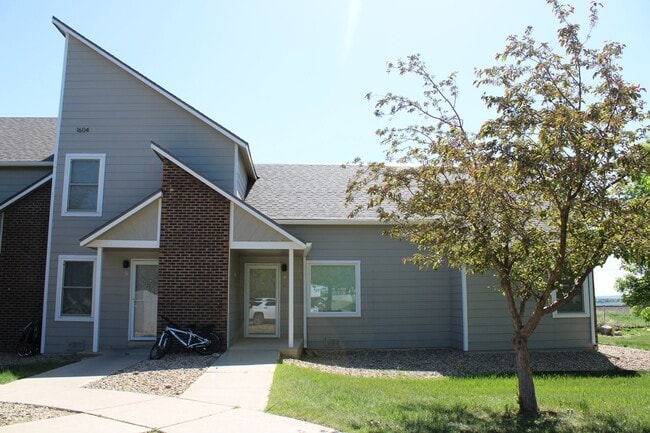 Photo - 1604 N 4th St Apartment