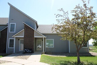 Building Photo - 1604 N 4th St