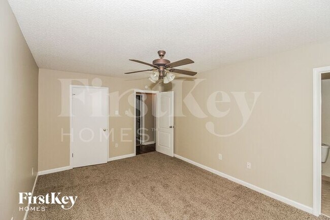Foto del edificio - 3302 Bellmont Cove
