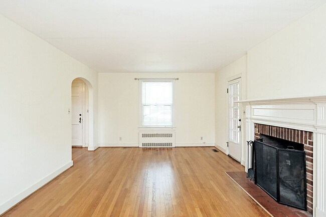 Foto del edificio - Scottsville Charm! Move-In Ready Home Near Library, Brewery & James River