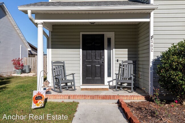 Foto del edificio - 4 br, 2.5 bath House - 302 Providence Drive
