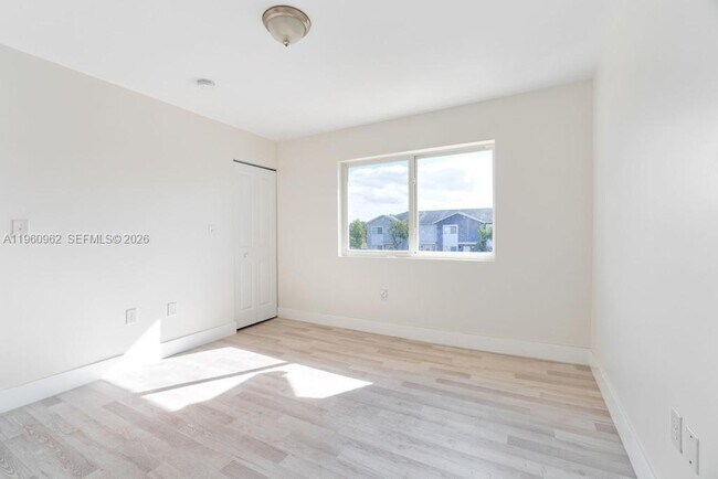 Foto del edificio - 2767 NW 191st Terrace