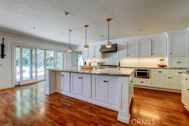 Building Photo - 1321 Hampshire Cir