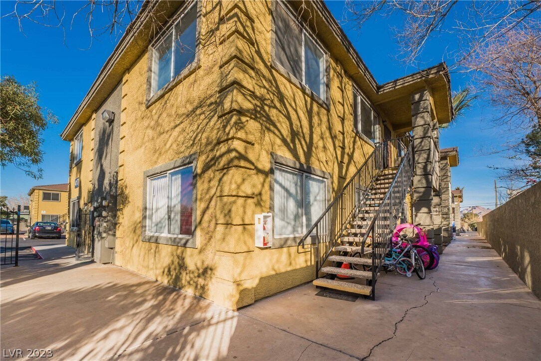 417 E Merlayne Dr Unit 128, Henderson, NV 89011 Condo for Rent in