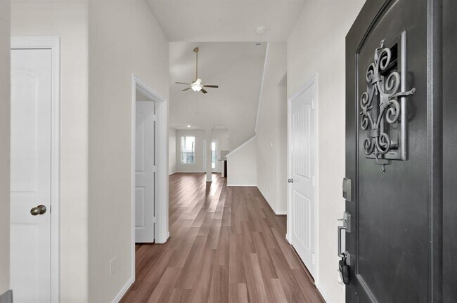 Building Photo - 20259 Creekdale Bend Dr