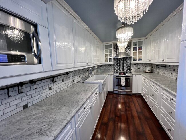 Foto del edificio - 3546 S Ocean Blvd